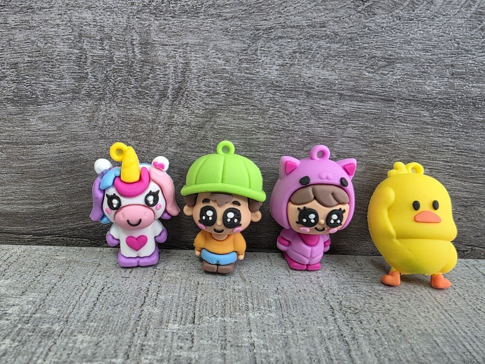 Kawaii Mascot Mini Figure Bundle of 4 Pendants Necklace Clips g63a